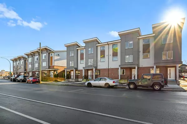 Langley, BC V3A 3N5,22348 48 AVE #2