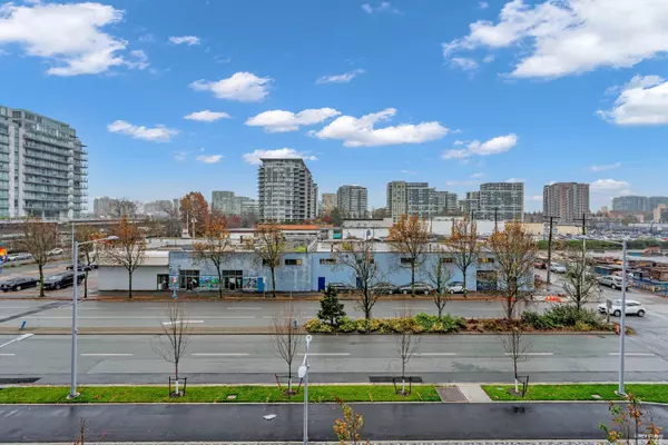 Richmond, BC V6X 0X7,7977 Lansdowne RD #405