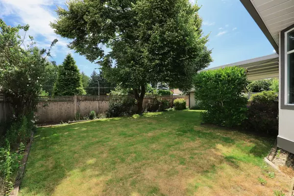 Surrey, BC V4N 3H2,16524 84a AVE