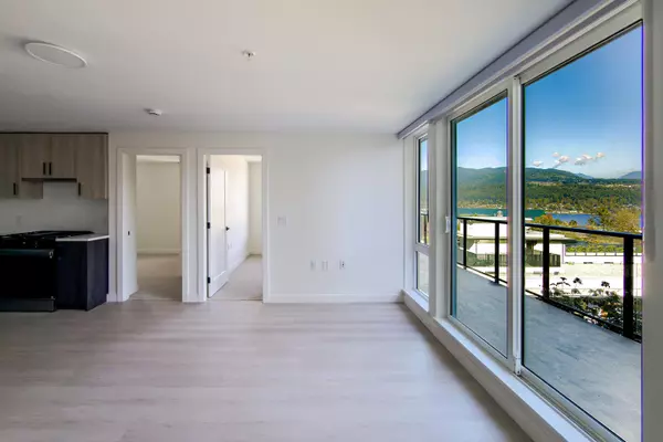 Port Moody, BC V3H 0N4,2002 St. George ST #406