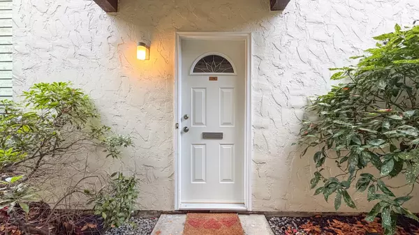 Richmond, BC V7A 3B5,11791 King RD #116