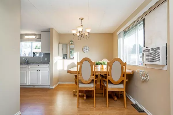 Coquitlam, BC V3K 5A9,201 Cayer ST #93