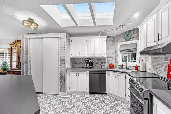 Chilliwack, BC V2R 3R2,6338 Vedder RD #41