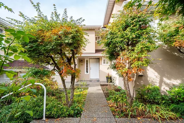 North Vancouver, BC V7L 1V6,323 E Keith RD