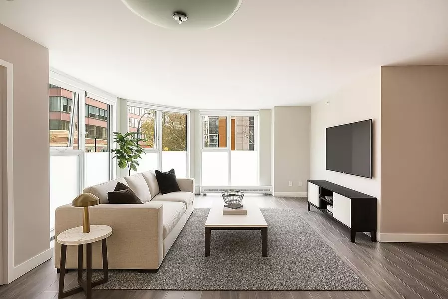 1323 Homer ST #202, Vancouver, BC V6B 5T1