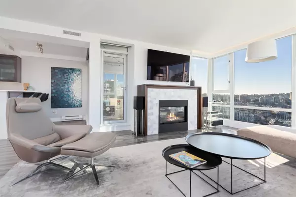 Vancouver, BC V6Z 3A3,1033 Marinaside CRES #3307