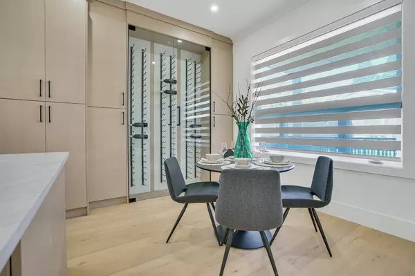 White Rock, BC V4B 2S6,15919 Russell AVE