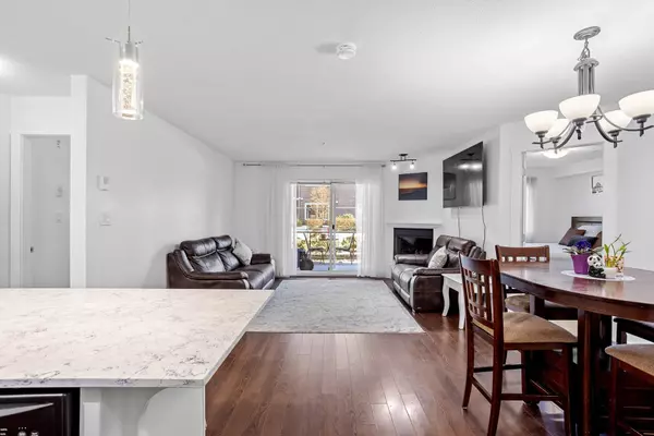 Abbotsford, BC V2S 3H6,2038 Sandalwood CRES #107