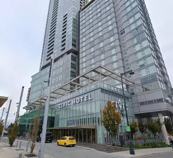 13495 Central AVE #4908, Surrey, BC V3T 0K2