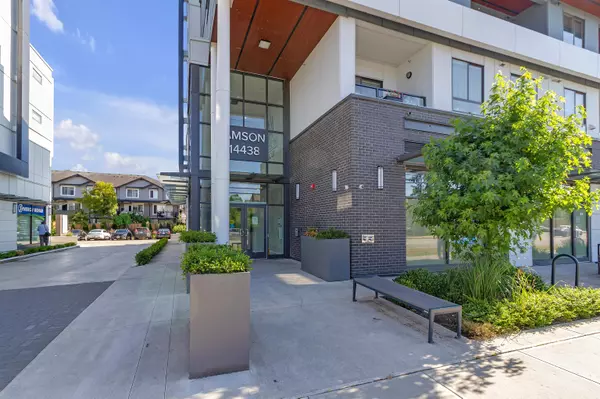 Surrey, BC V3S 0B6,14438 72 AVE #405