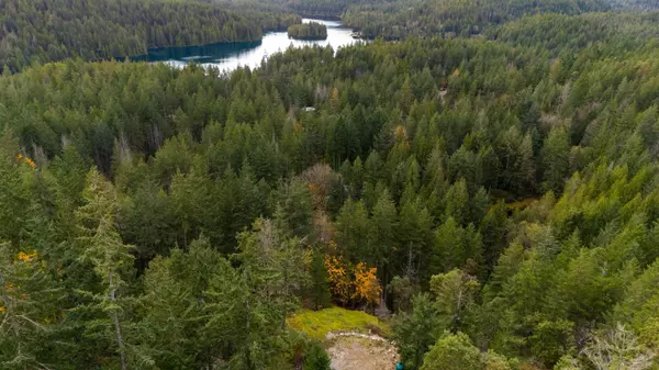 Garden Bay, BC V0N 1S1,13885 Cassano RD