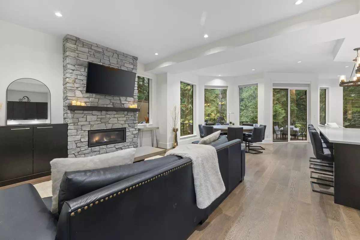 Anmore, BC V3H 4Z4,3295 Sunnyside RD #22