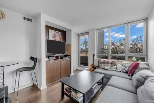 Vancouver, BC V6J 0B8,2008 Pine ST #226