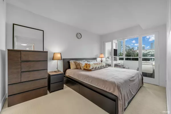 2008 Pine ST #226 Vancouver, BC V6J 0B8