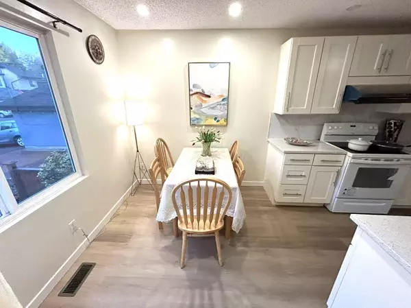 Vancouver, BC V5S 4C5,3638 Hennepin AVE