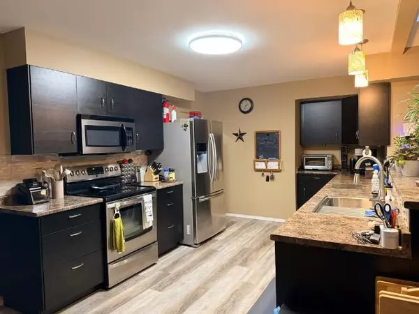 Langley, BC V3A 4N9,4570 Uplands DR