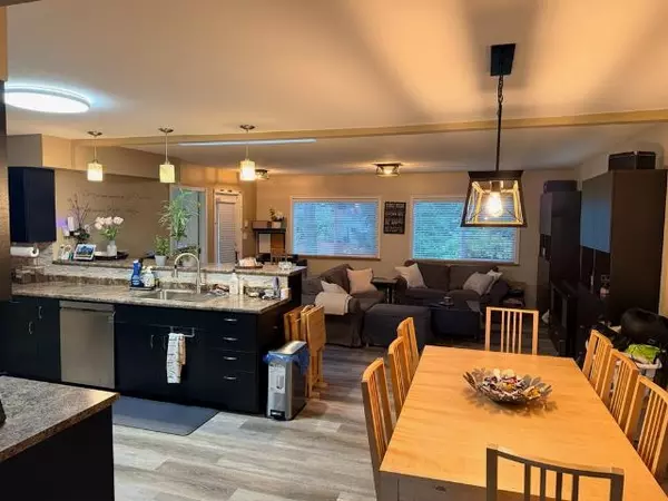 Langley, BC V3A 4N9,4570 Uplands DR