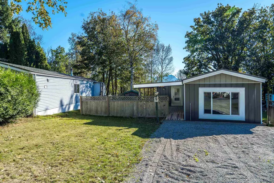 43201 Lougheed HWY #9, Mission, BC V0M 1G0