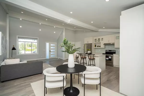 1675 136 ST, Surrey, BC V4A 4E3