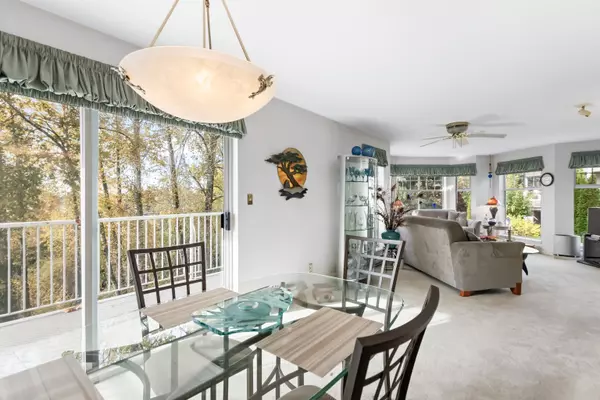 Maple Ridge, BC V2X 0J7,11601 227 ST #207