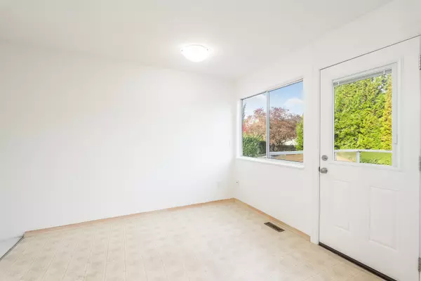 North Vancouver, BC V7G 1C4,3868 Mt Seymour Pkwy