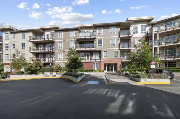 Langley, BC V2Y 0L4,20211 66 AVE #D117