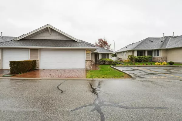 17516 4th AVE #32, Surrey, BC V3S 0R9