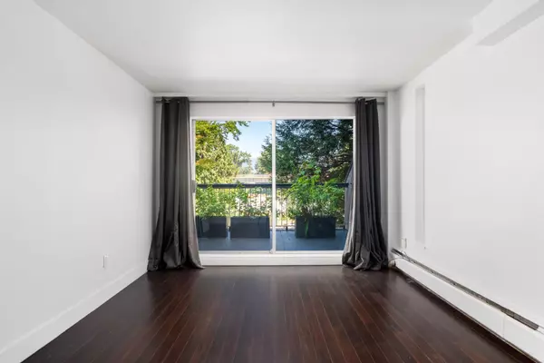 774 Great Northern WAY #315, Vancouver, BC V5T 1E5