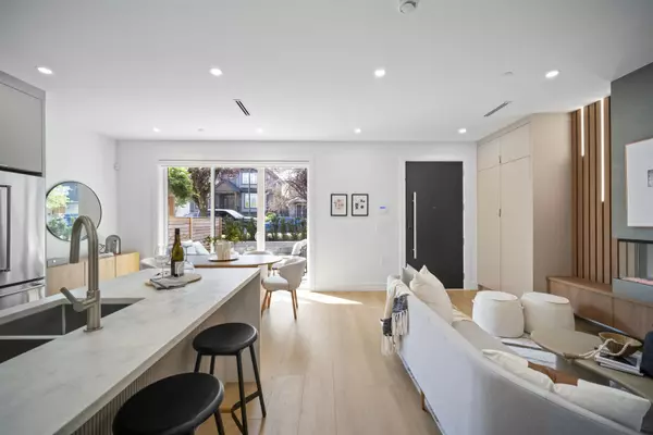 Vancouver, BC V5R 1K3,3563 E 25th AVE #1