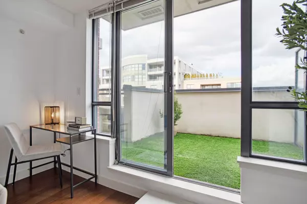 Vancouver, BC V5Z 4S7,3228 Tupper ST #505