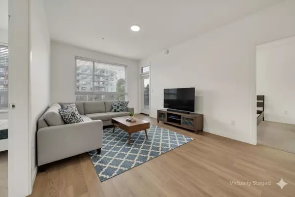 Surrey, BC V3W 3E2,13628 81a AVE #317