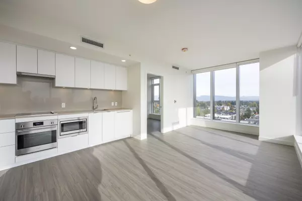 Surrey, BC V3T 0X2,13675 107a Ave #2302