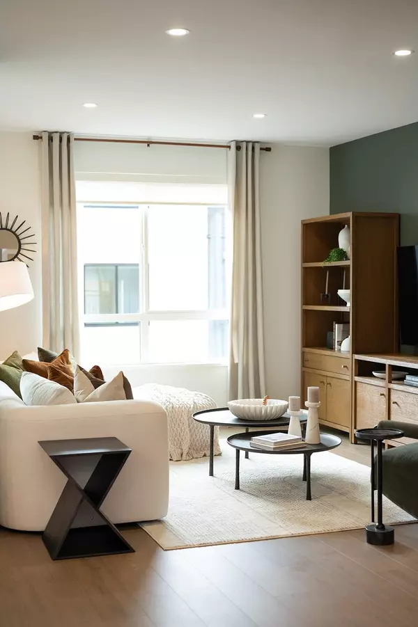 Coquitlam, BC V3E 3H2,3535 Highland DR #109