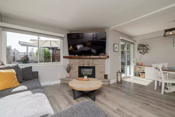 Port Coquitlam, BC V3C 1A3,1872 Harbour ST #13