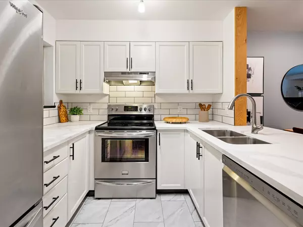 Whistler, BC V8E 0V3,3102 Panorama RDG #20C