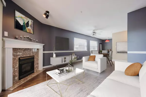 Maple Ridge, BC V2X 2V6,22722 Lougheed HWY #201