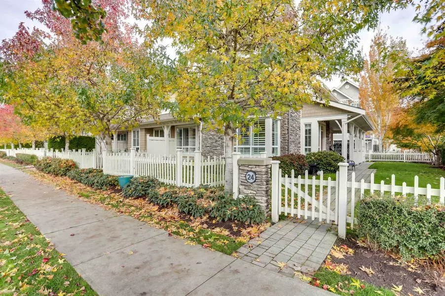 5510 Admiral WAY #24, Delta, BC V4K 0C3