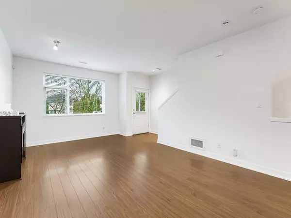 Richmond, BC V6X 2M2,4099 No. 4 RD #10