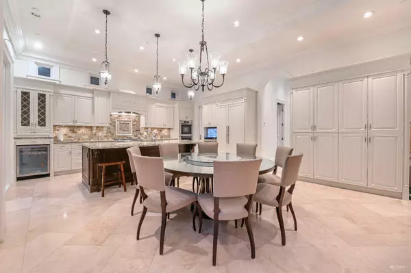 Vancouver, BC V6N 1B2,6389 Elm Street