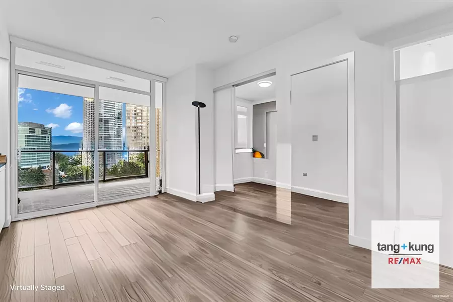 6383 Mckay AVE #8xx, Burnaby, BC V5H 0H8