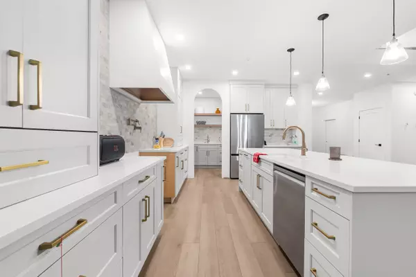 9756 Dewdney Trunk RD Mission, BC V2V 7G5