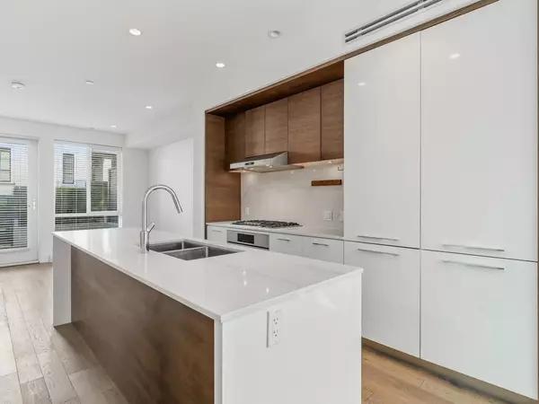 Vancouver, BC V5X 0G9,7837 Manitoba ST