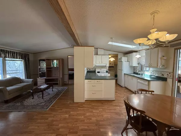 Sechelt, BC V7Z 0A3,4116 Browning RD #29