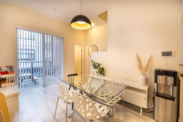 Langley, BC V2Y 0X6,20852 78b AVE #14