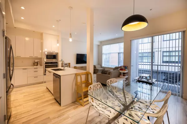 Langley, BC V2Y 0X6,20852 78b AVE #14