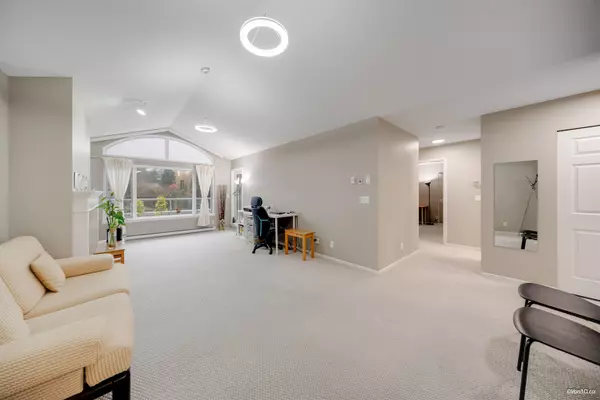 Coquitlam, BC V3J 7W5,501 Cochrane AVE #309