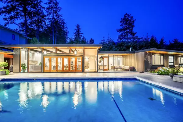 West Vancouver, BC V7V 3M8,4125 Burkehill Place