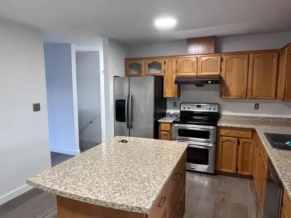 Abbotsford, BC V2T 5G4,2727 Mitchell ST