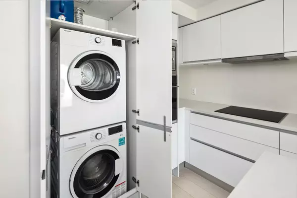 Vancouver, BC V5T 0K4,180 E 2nd AVE #611