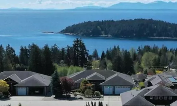 Sechelt, BC V7Z 0R6,6217 Mika RD